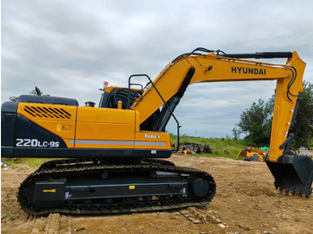 Crawler excavator HYUNDAI