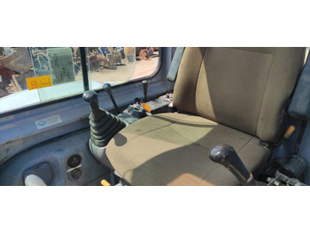 Mini excavator New Holland E 50.2 C: picture 3 Mini excavator New Holland E 50.2 C: picture 3