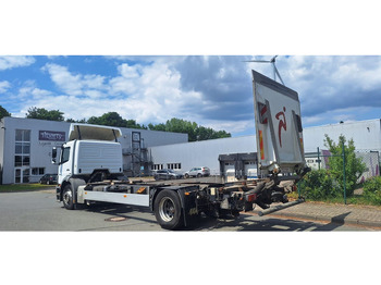 Cab chassis truck Mercedes-Benz 1833 2 Achser für BDF mit LBW: picture 5 Cab chassis truck Mercedes-Benz 1833 2 Achser für BDF mit LBW: picture 5