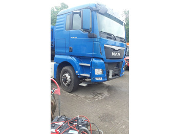 Tractor unit MAN TGX 18.460