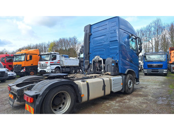 Tractor unit Volvo FH 460: picture 2