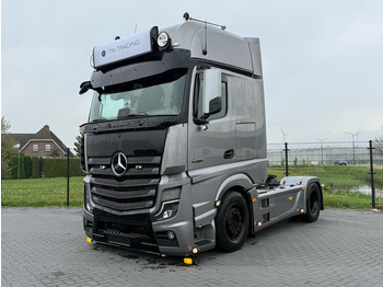 Tractor unit MERCEDES-BENZ