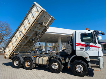 Tipper MERCEDES-BENZ Axor 3243