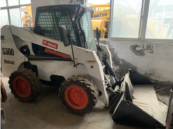Skid steer loader BOBCAT S300