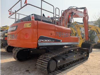 Excavator DEVELON