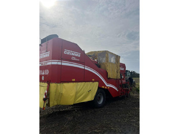 Potato harvester GRIMME