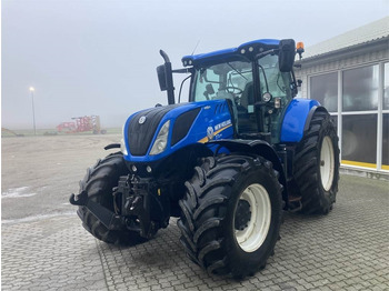Leasing of New Holland T7.270AC MY 15  New Holland T7.270AC MY 15: picture 4 Leasing of New Holland T7.270AC MY 15  New Holland T7.270AC MY 15: picture 4