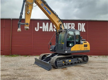 Crawler excavator XCMG XE150E