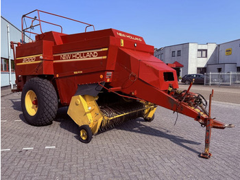 Square baler NEW HOLLAND