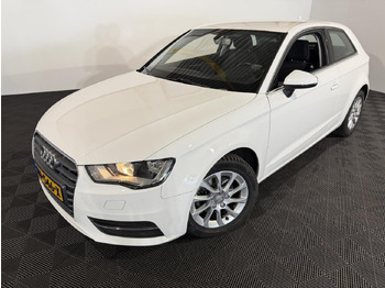 Hatchback AUDI