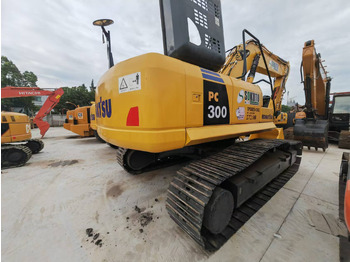 Crawler excavator KOMATSU PC300