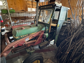 Farm tractor JOHN DEERE 40 Series