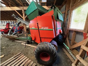 Hay and forage equipment