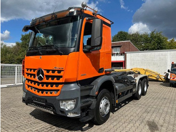 Hook lift truck MERCEDES-BENZ Arocs 2651