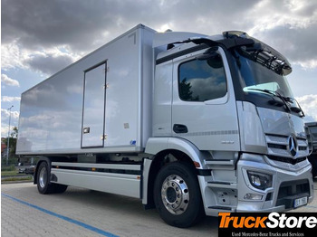 Leasing of Mercedes-Benz eActros 300 L Mercedes-Benz eActros 300 L: picture 2 Leasing of Mercedes-Benz eActros 300 L Mercedes-Benz eActros 300 L: picture 2