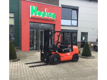 Electric forklift EP Equipment Stapler EFL302: picture 3 Electric forklift EP Equipment Stapler EFL302: picture 3