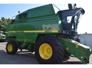 Combine harvester John Deere 2064: picture 4 Combine harvester John Deere 2064: picture 4