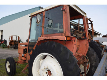 Farm tractor Renault 651: picture 4 Farm tractor Renault 651: picture 4