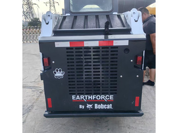 Skid steer loader BOBCAT S160: picture 3