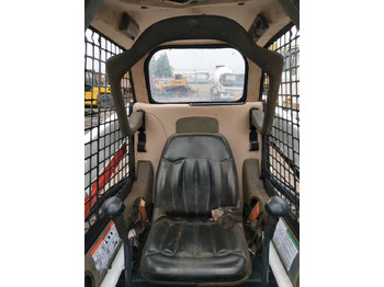 Skid steer loader Bobcat S160: picture 5