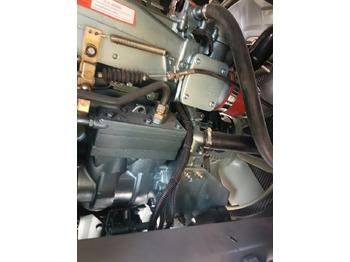 Tipper SINOTRUK HOWO: picture 3 Tipper SINOTRUK HOWO: picture 3