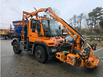 Municipal/ Special vehicle Mercedes-Benz Unimog 405 U400 mit Mulag MKM 700 Schmidt Stratos Salzstreuer 400 500 300 423 430 527 Dücker: picture 2