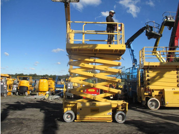 Scissor lift