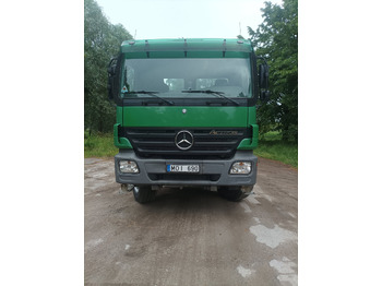 Tipper for transportation of bulk materials MERCEDES-BENZ ACTROS 18 36 4X4: picture 2