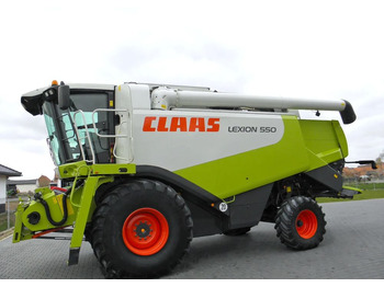 Combine harvester CLAAS Lexion