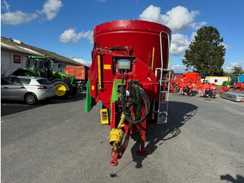 Forage mixer wagon STRAUTMANN VERTIMIX 1401: picture 2