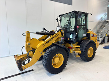 Wheel loader Caterpillar 908 Cat 908 M: picture 2