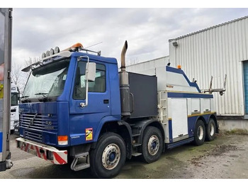 Tow truck VOLVO FL10