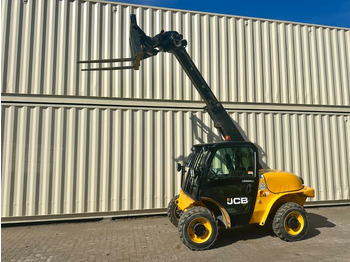 Telescopic handler JCB