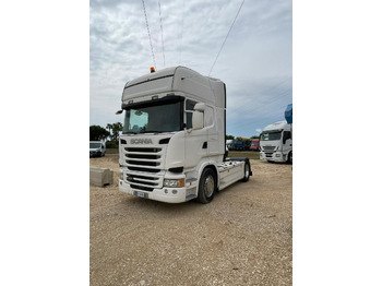 Tractor unit SCANIA R 490