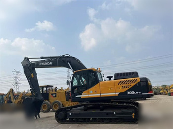 Crawler excavator HYUNDAI