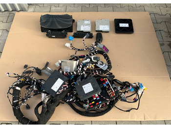 Cab and interior MAN TGS