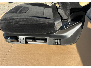 Cab and interior for Truck Fotel kierowcy MAN TG3 TGX nowy model siedzenie lewe: picture 4 Cab and interior for Truck Fotel kierowcy MAN TG3 TGX nowy model siedzenie lewe: picture 4