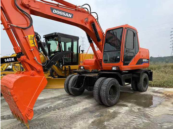 Leasing of  90% Brand New Doosan Brand Dh150w-7 Wheel Excavator in Stock  Used Korea Brand Doosan Dh55  Dh60 Dh150 Dh210 Excavator for Sale [ Copy ] [ Copy ] 90% Brand New Doosan Brand Dh150w-7 Wheel Excavator in Stock  Used Korea Brand Doosan Dh55  Dh60 Dh150 Dh210 Excavator for Sale [ Copy ] [ Copy ]: picture 2