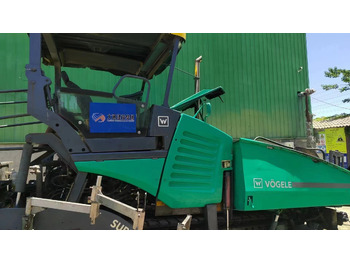 Asphalt paver VÖGELE