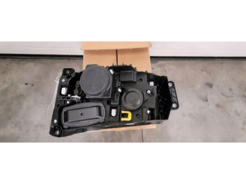 New Headlight for Truck LAMPA RENAULT RANGE T NOWY ORYGINAŁ PRAWA: picture 2
