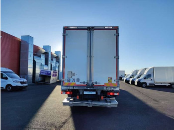 Box truck Camion Porteur 19 TONNES 280 CV HAYON 2 PORTES AR: picture 5 Box truck Camion Porteur 19 TONNES 280 CV HAYON 2 PORTES AR: picture 5