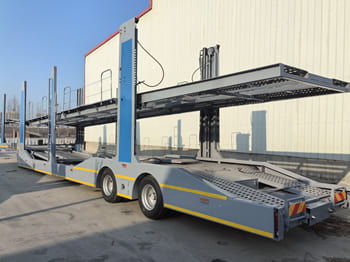 Semi-trailer TITAN