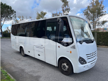 Coach MERCEDES-BENZ Vario