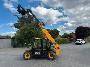 Telescopic handler JCB