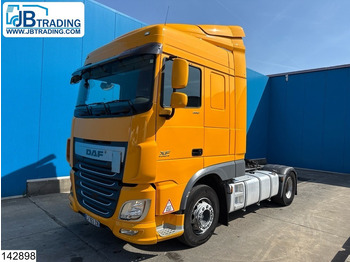Tractor unit DAF XF 460