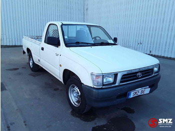Car TOYOTA Hilux