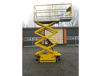 Truck mounted aerial platform JLG