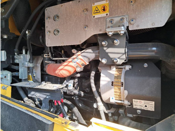 Wheel loader Komatsu WA380-8E0: picture 4