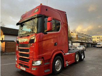 Tractor unit SCANIA S 580
