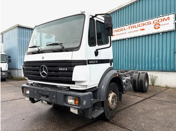 Cab chassis truck MERCEDES-BENZ SK 1824